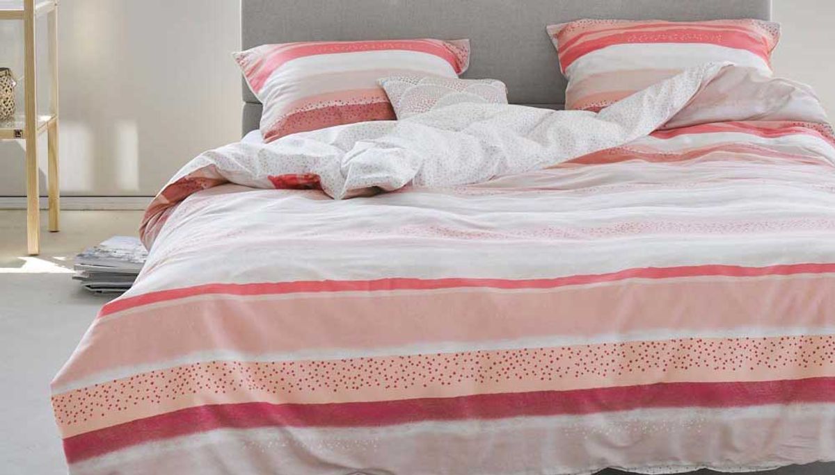 Esprit sengetøj Dana Coral Pink - 140 x 220 + 60 x 63