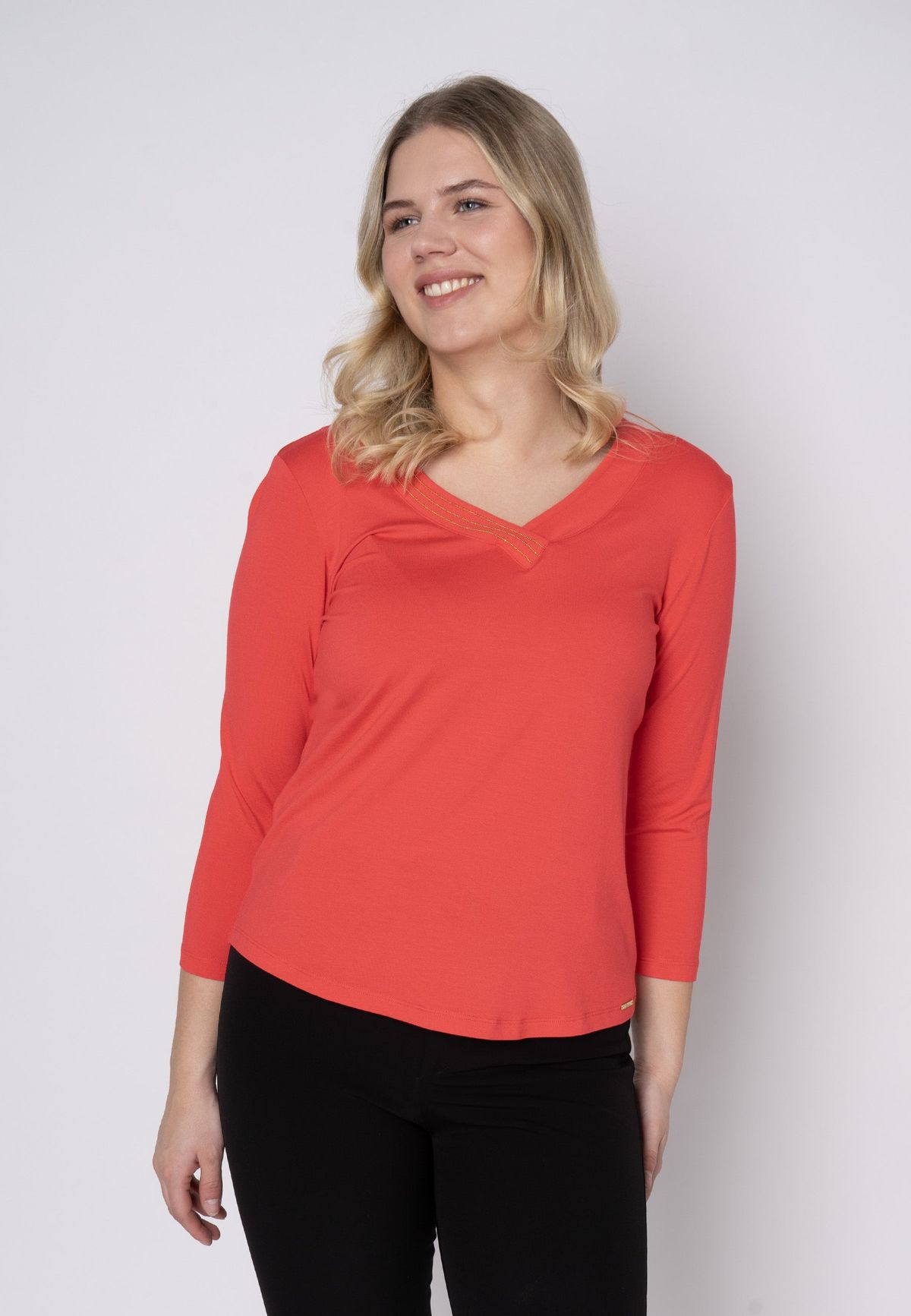 Etkloie - Coral Red - T-shirt - 36