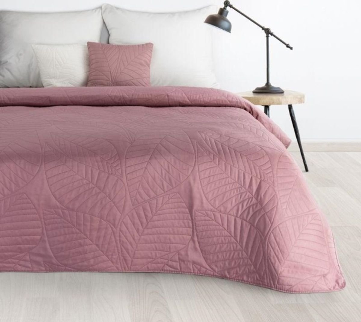 Eurofirany Design 91 Boni / 6 Sengetæppe, Varmpresset Quiltet Med Bladmønster, 170X210 Cm, Farve: Rosa Sengetæppe