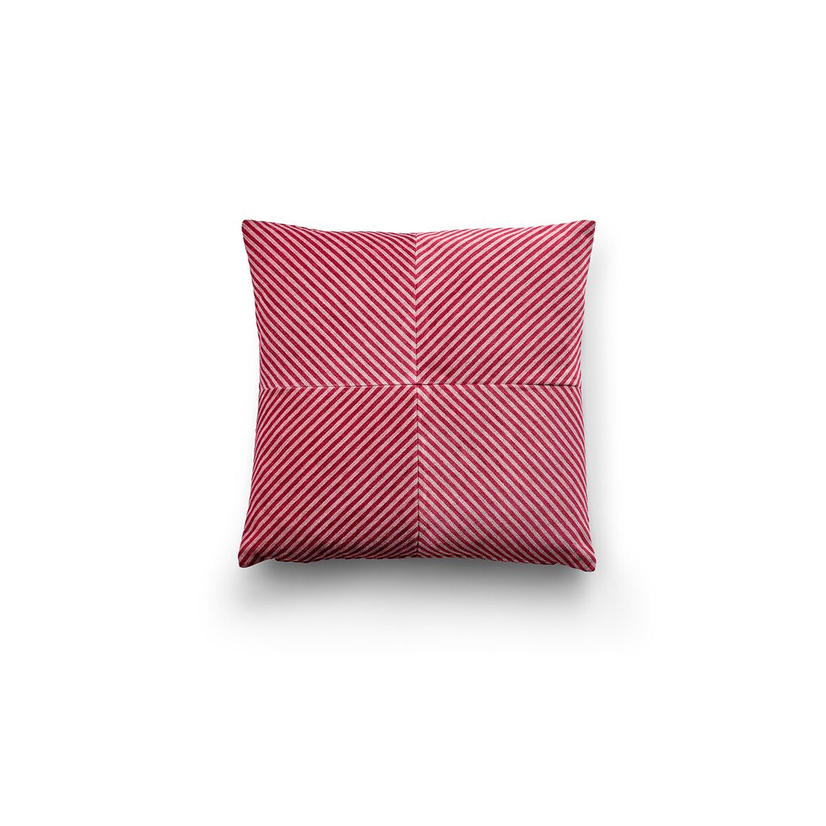 Fern Pyjamas Pillow, 50x50 fra Eilersen (P02)