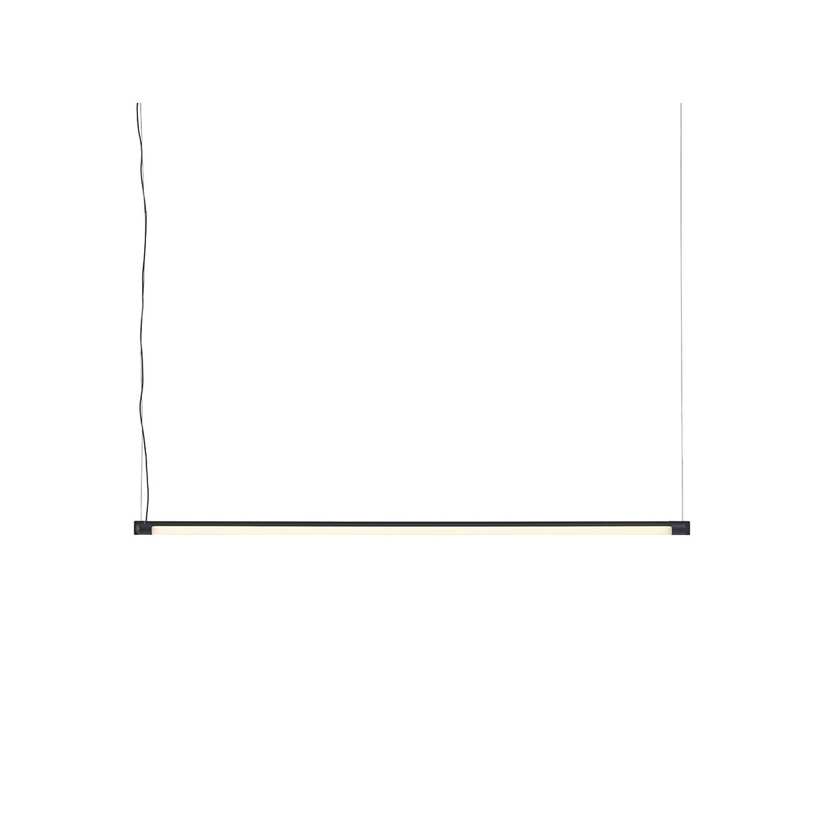 Fine Suspension Lamp, 120 cm fra Muuto (Black)