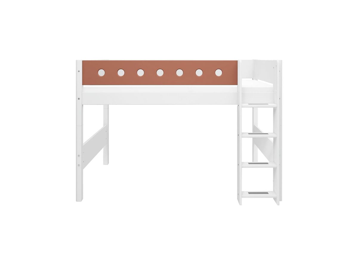 FLEXA Mellemhøj seng med lige stige 210.0 cm x 143.0 cm x 109.0 cm White/Blush