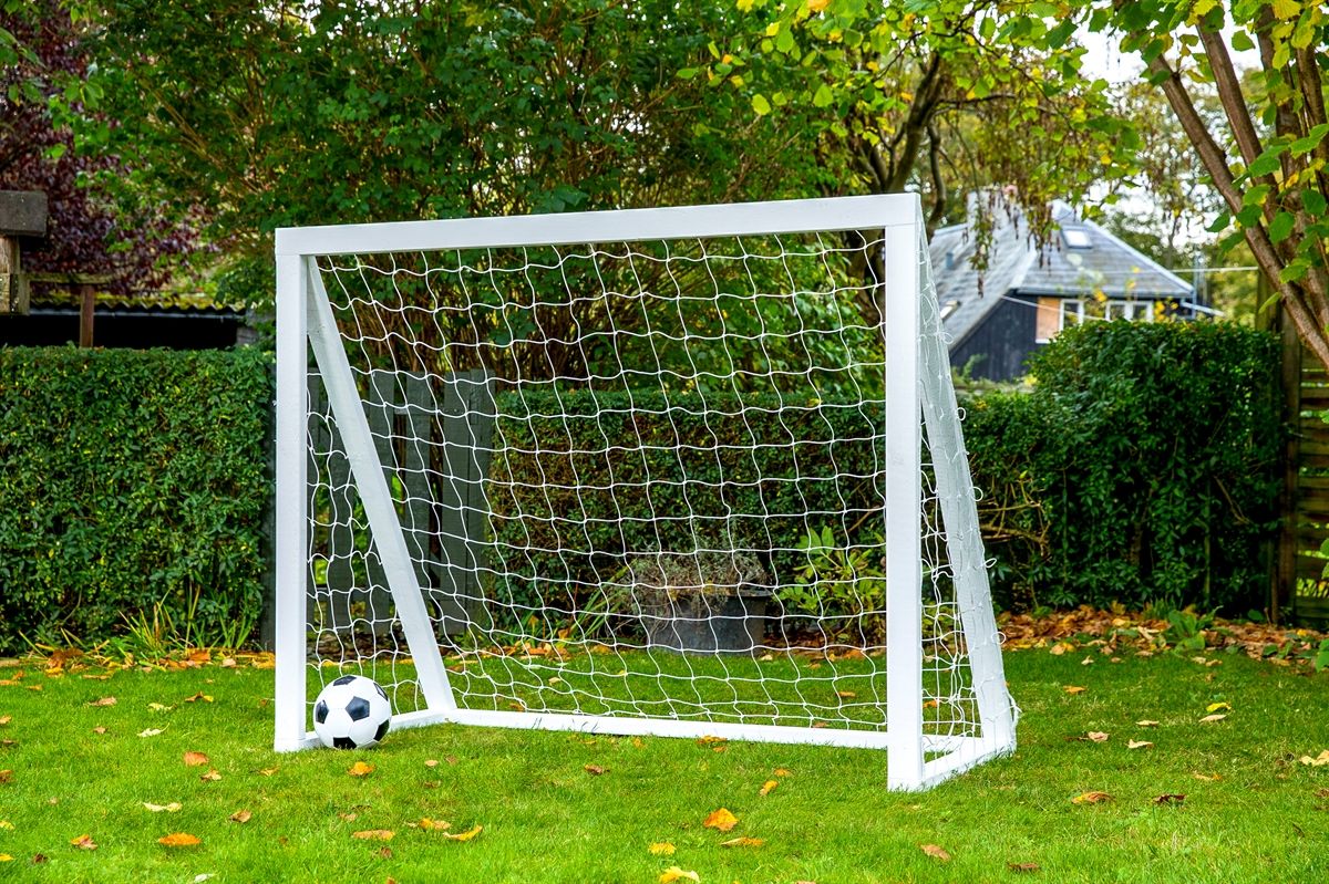 Fodboldmål i TRÆ - 175 cm x 140 cm med net i HVID - KRAFTIG KVALITET - HURTIG LEVERING