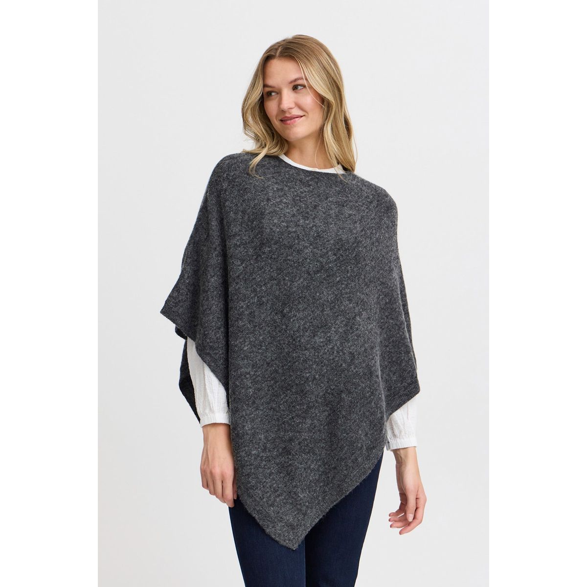 Fransa Poncho Sanny