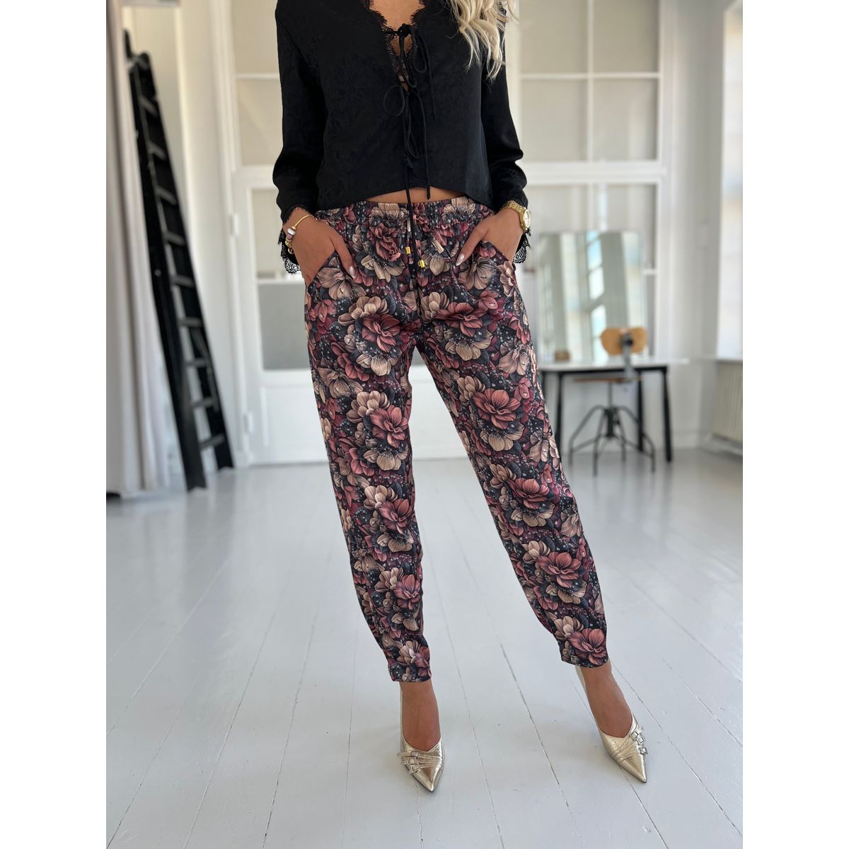 Gaspar Fiji flower pants