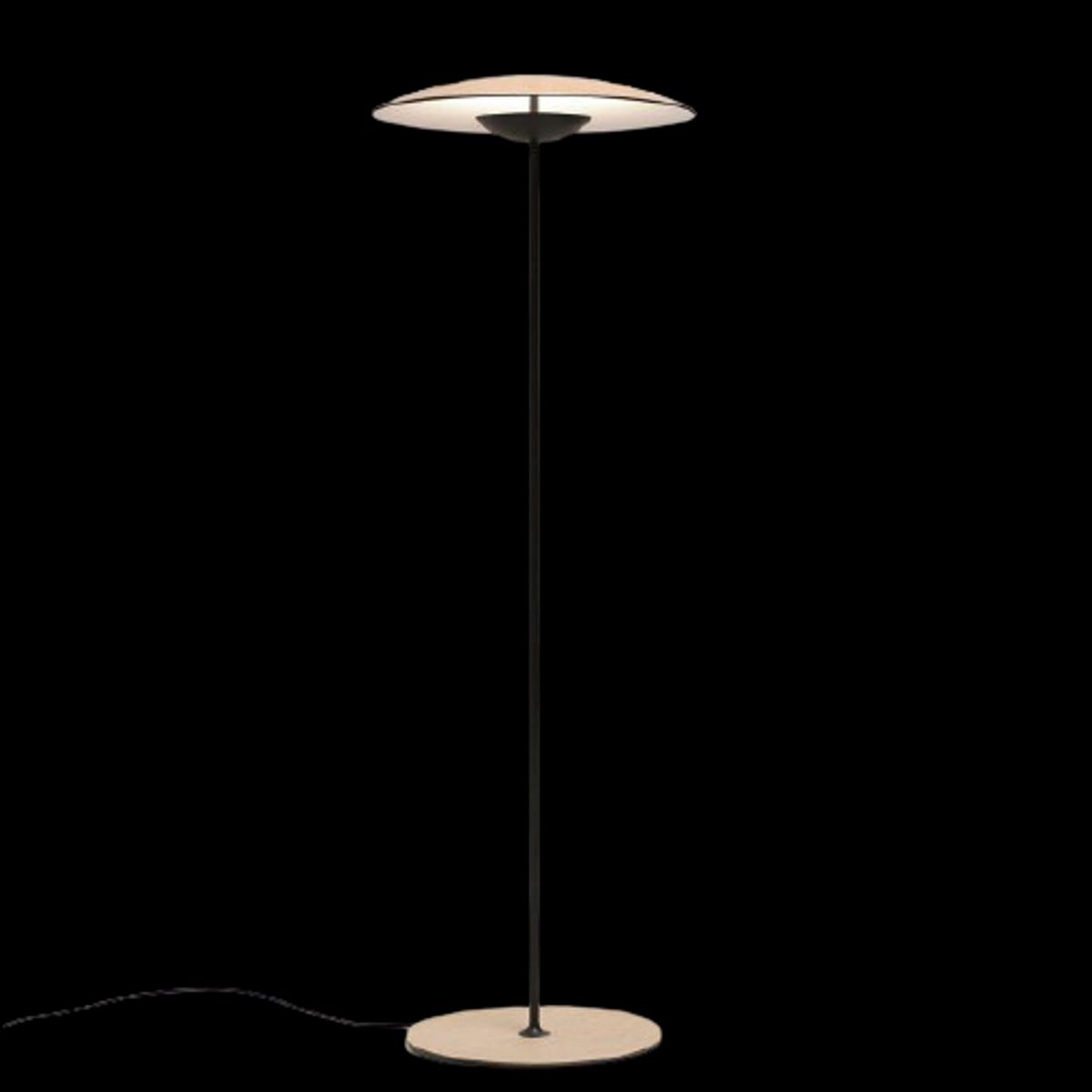 Ginger P Gulvlampe Lys Eg - Marset