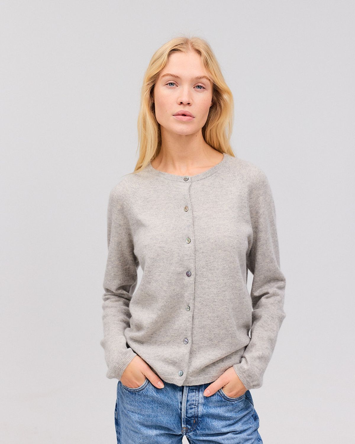 GISLA cashmere cardigan lys grå