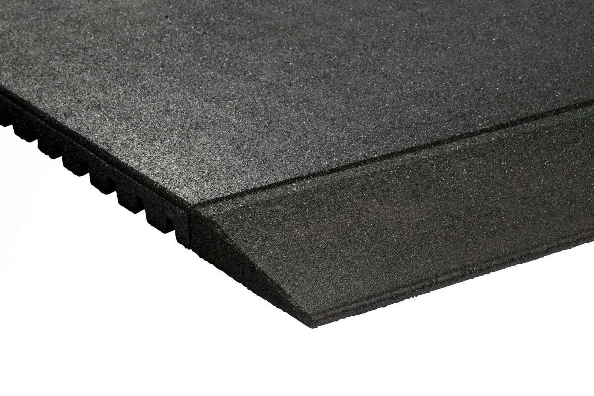 Granuflex Rampe Til Gummiflise 1000 x 200 x 30 mm Black