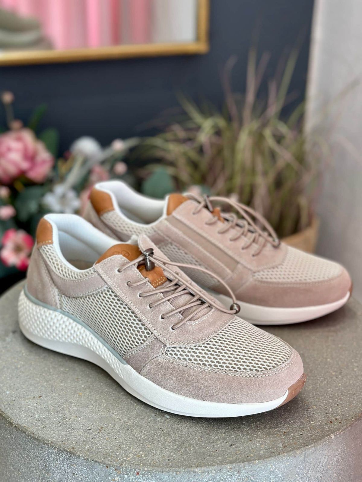 Green Comfort Sneakers - DOLPHIN DESH - SAND 42