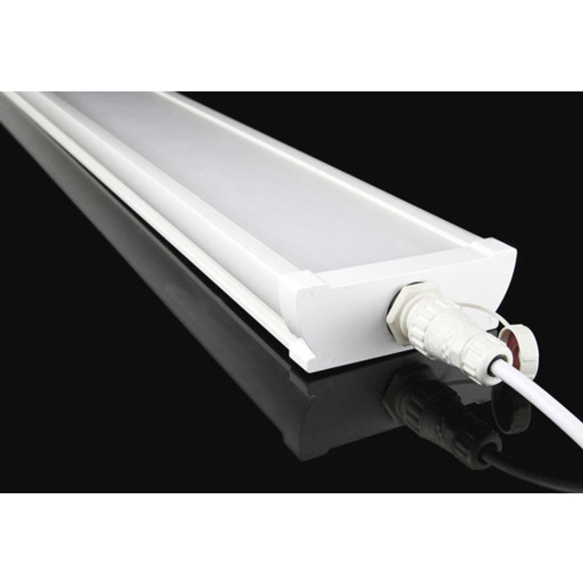 green:ID HIGH-LUX LED armatur 150 cm. CRI90 60W 4000K