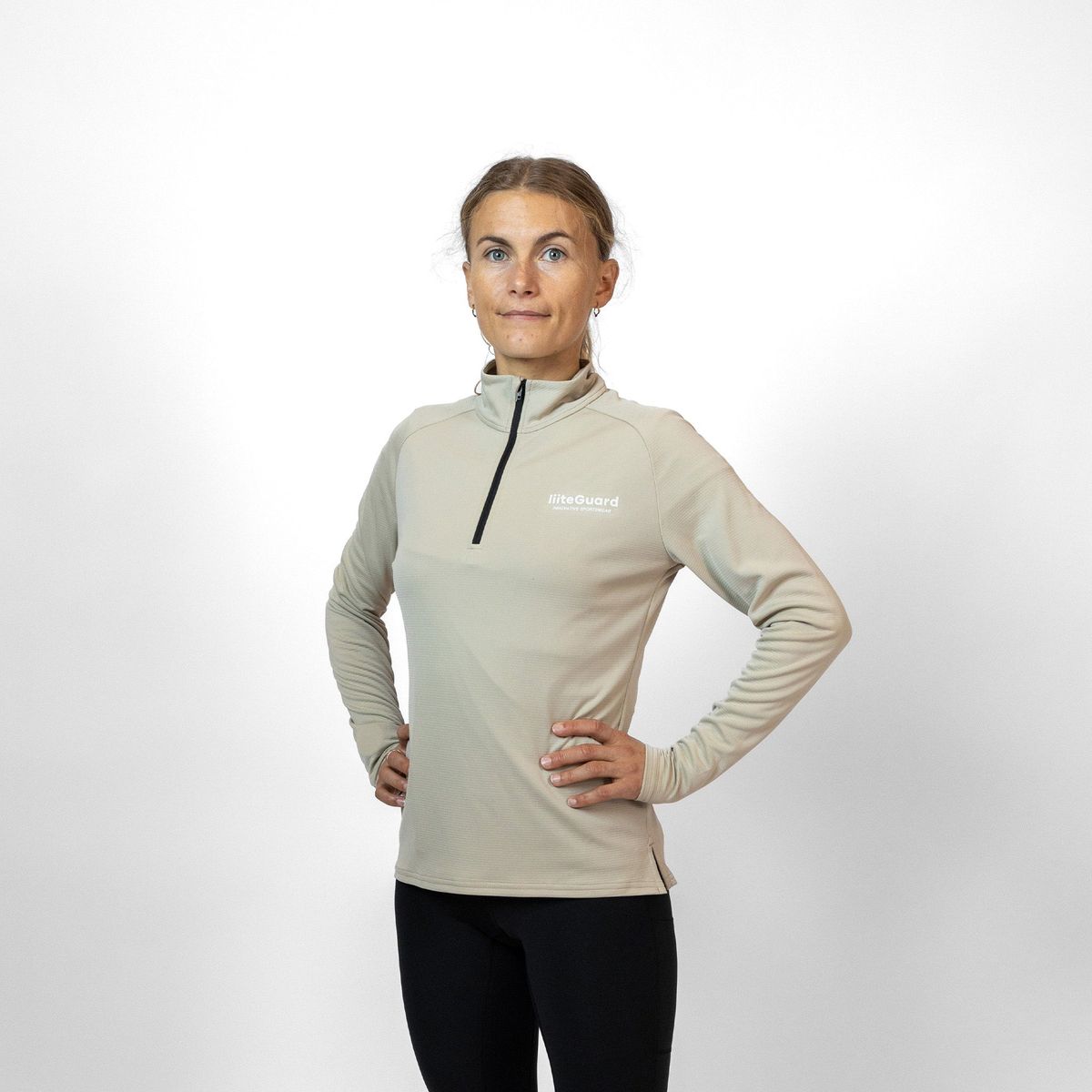 GROUND-TECH 1/4 ZIP SHIRT (WOMEN) - Beige