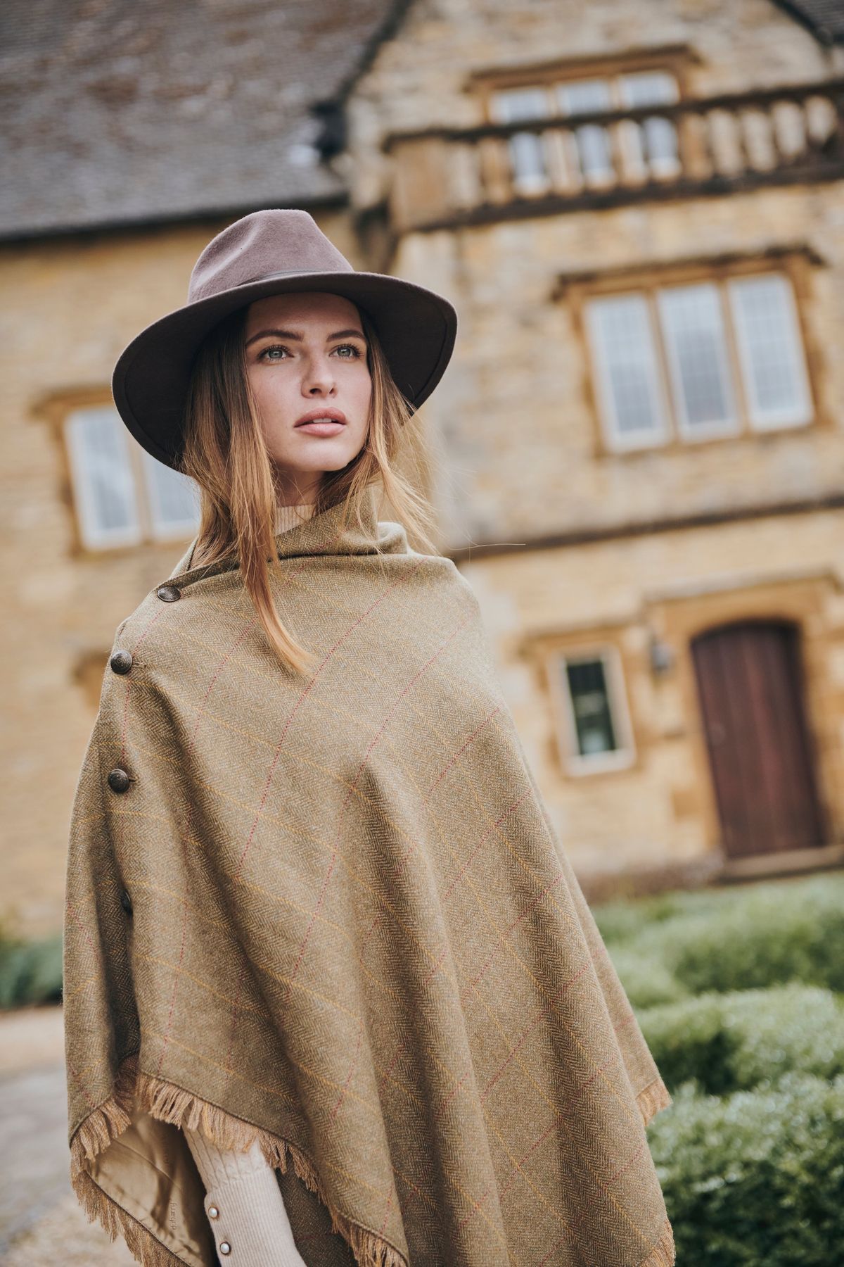 Hazelwood Tweed Poncho, Elm