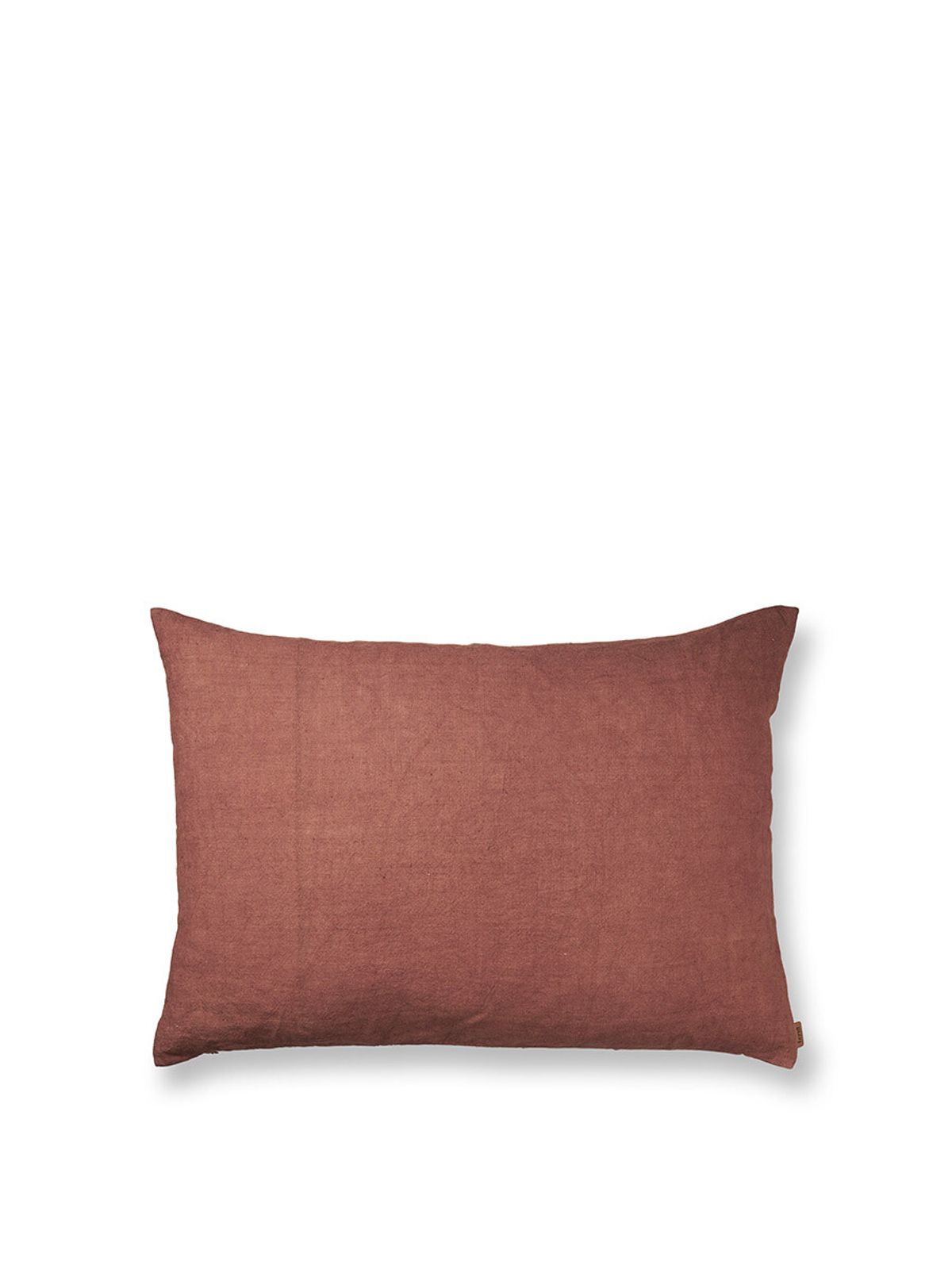 Heavy Linen Cushion, large fra Ferm Living (Berry red)