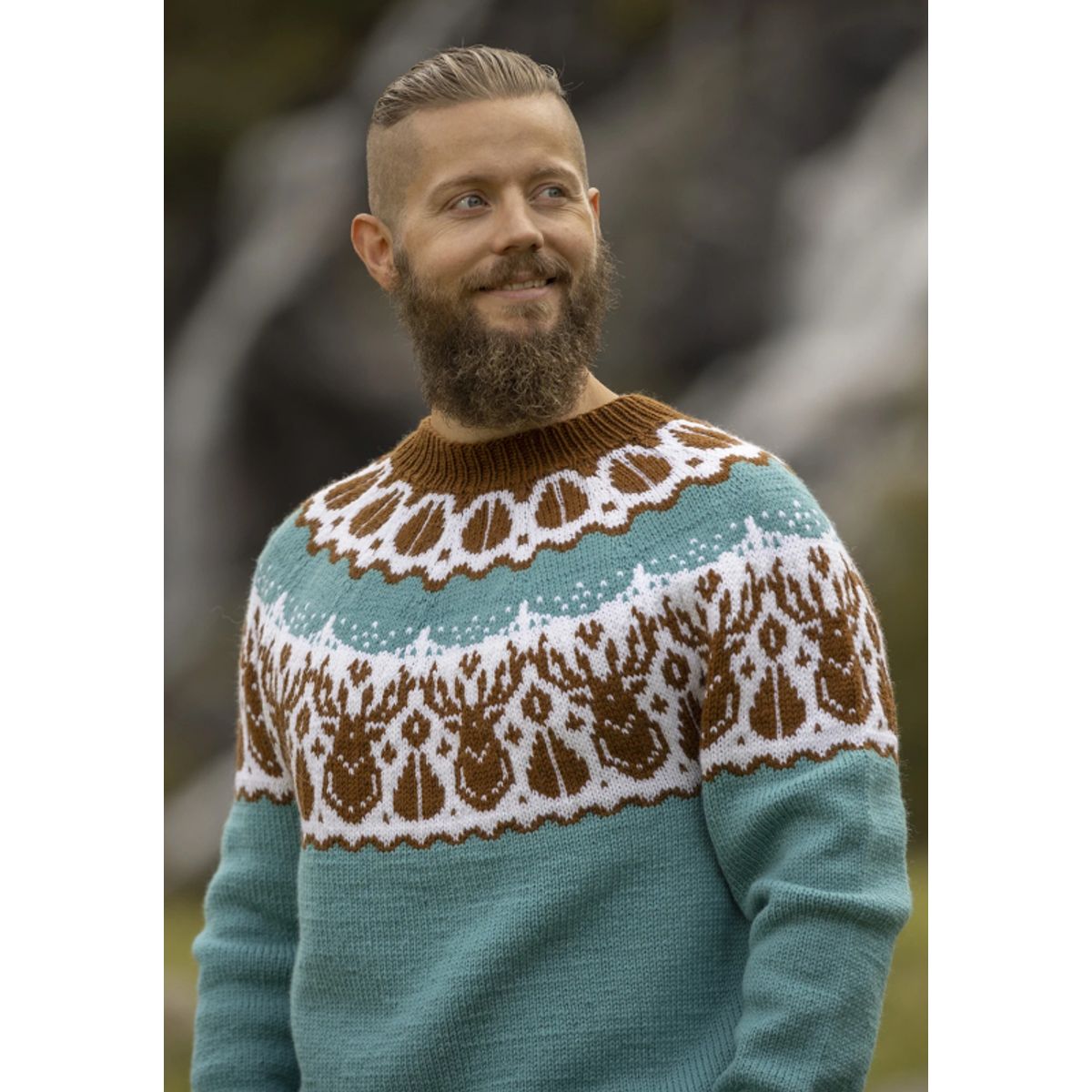 "Hjorte" Genser - Viking Design 2336-8C Kit - XS-XXL - Viking Eco Highland Wool, fra Viking