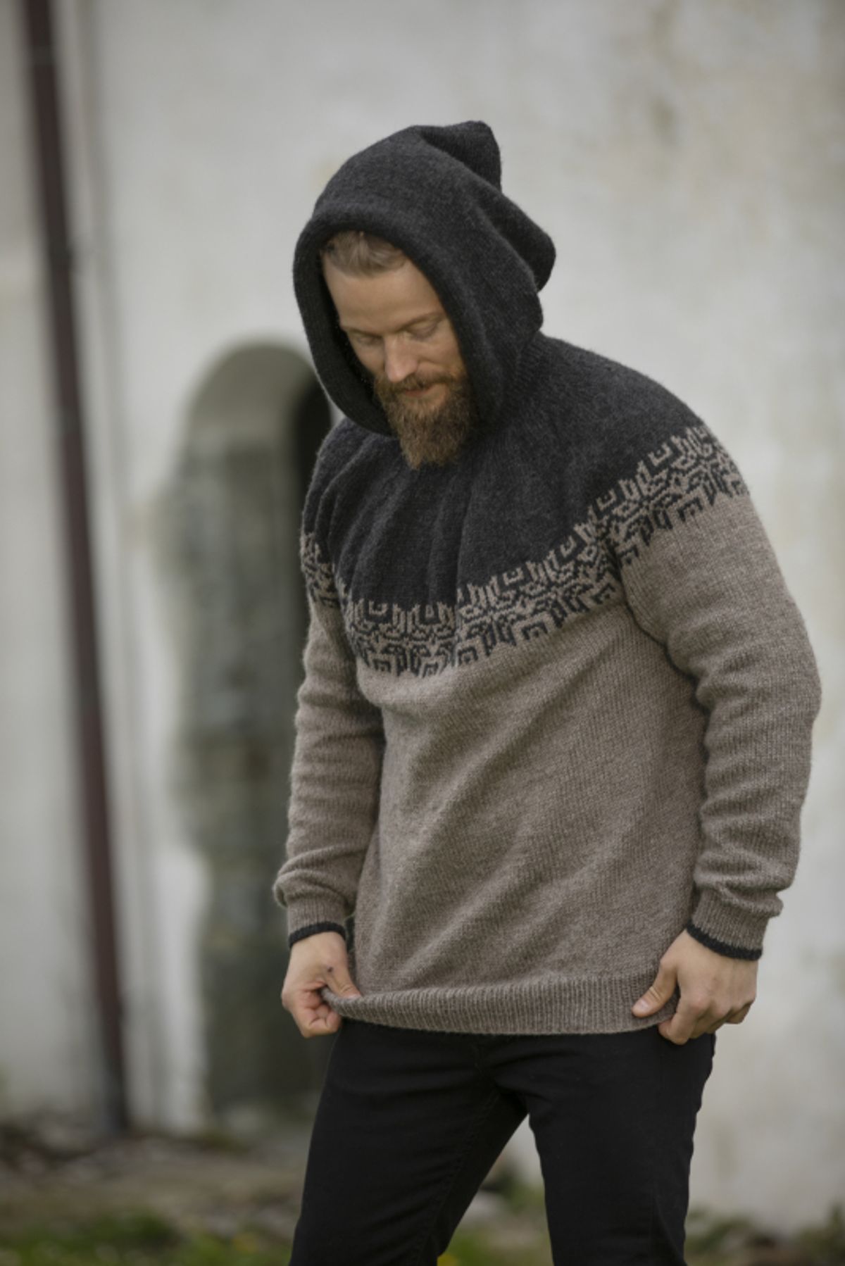 "Hod" Genser med hætte - Viking Design 2127-9B Kit - XS-XXXL - Viking Eco Highland Wool, fra Viking