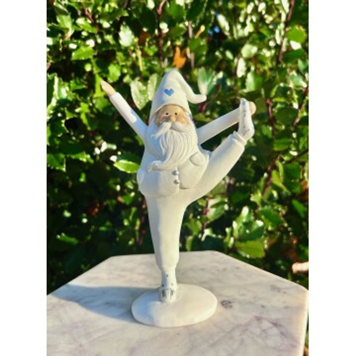 Hvid jule yogamand - Nisse - GodKarmaShop