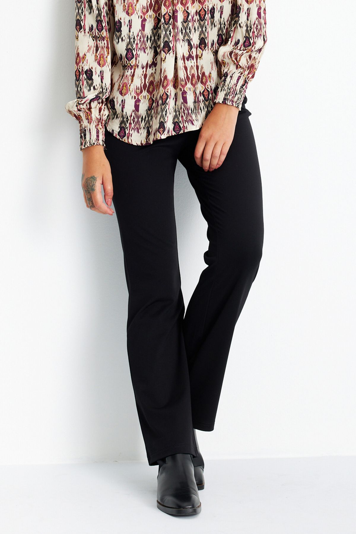 IN FRONT Haily Boot Cut Bukser, Farve: Black, Størrelse: XL, Dame