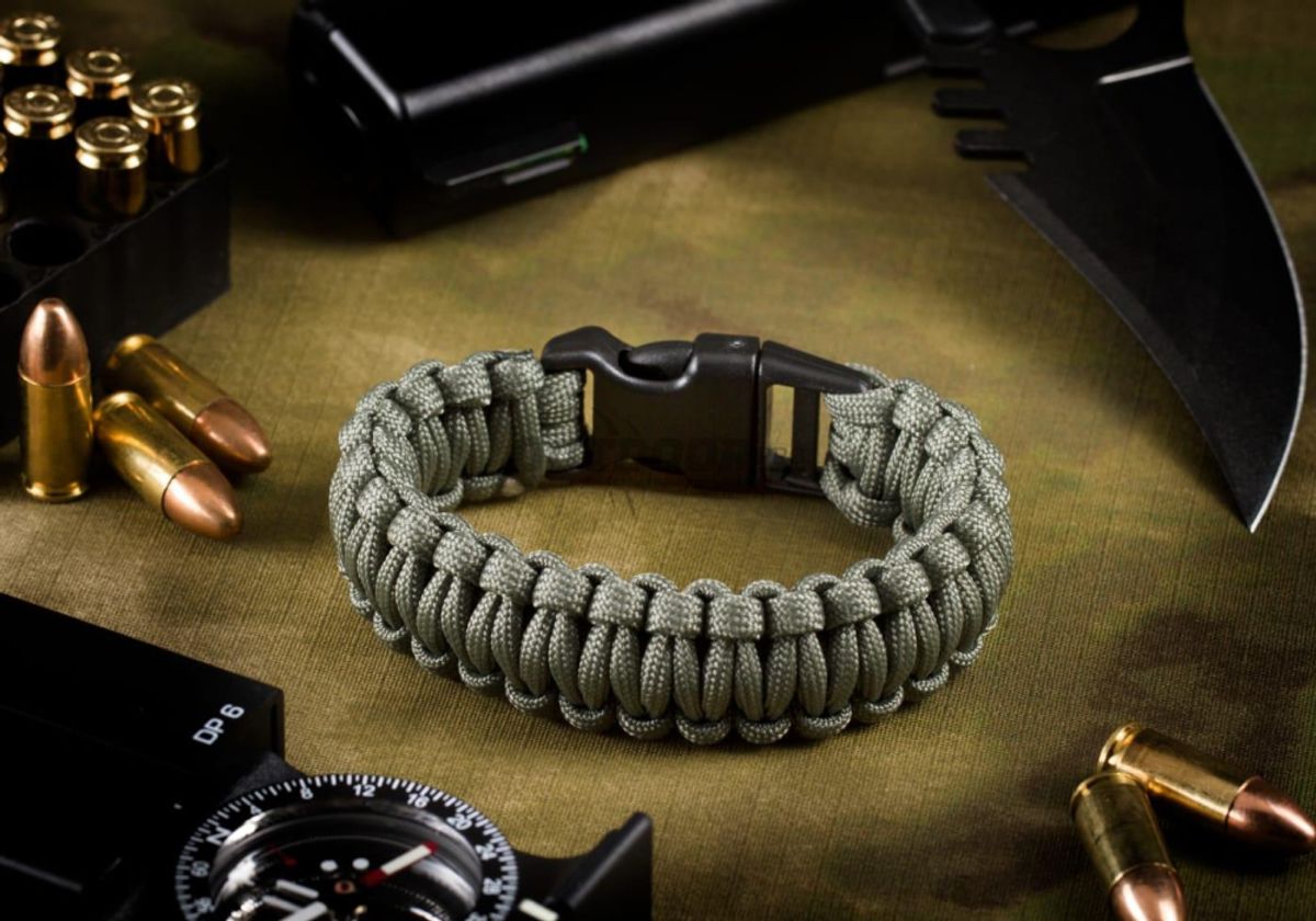 Invader Gear Paracord Bracelet Grey