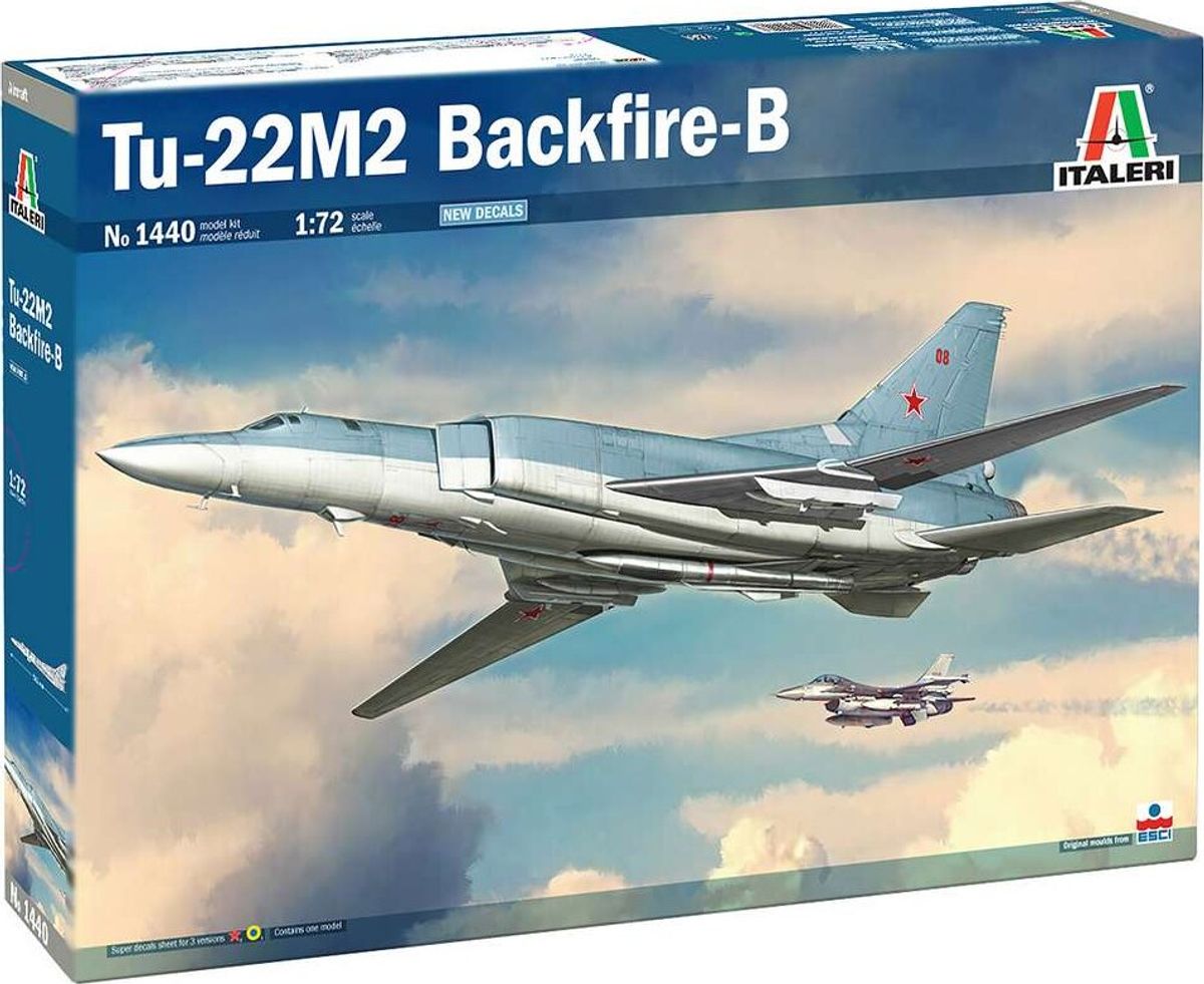 Italeri - Tu-22m2 Backfire B Modelfly Byggesæt - 1440s