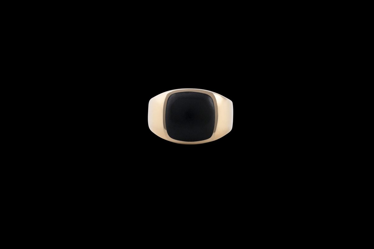 IX Cushion Signet Ring Black Onyx