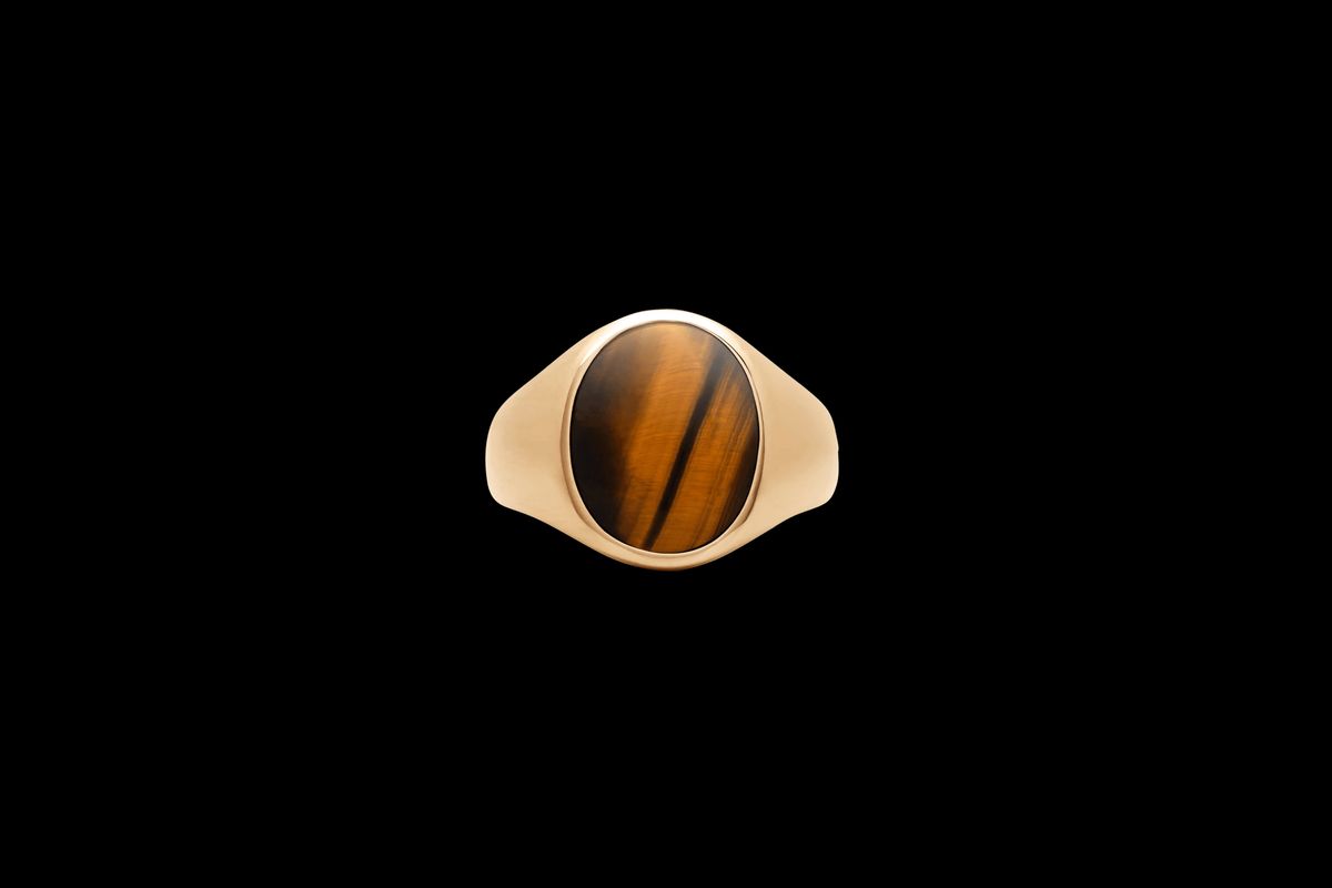 IX Oval Signet Ring Tiger Eye