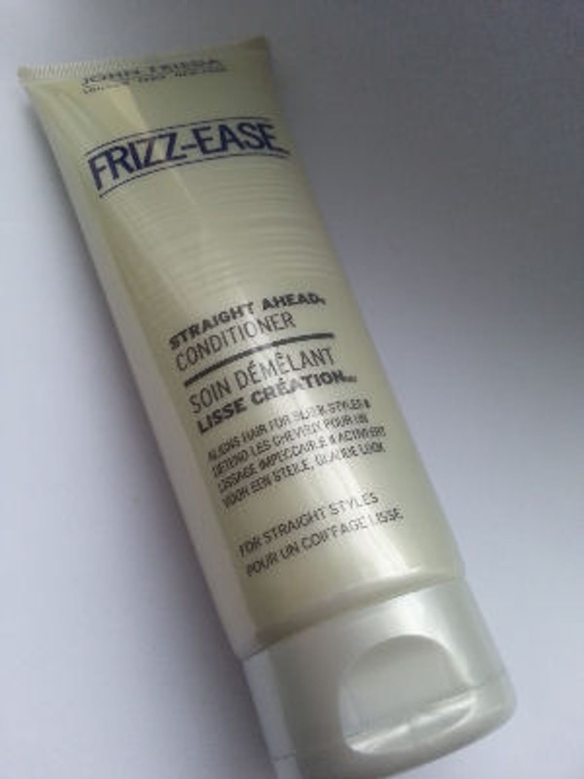 John frieda frizz-ease straight ahead conditioner 250ml