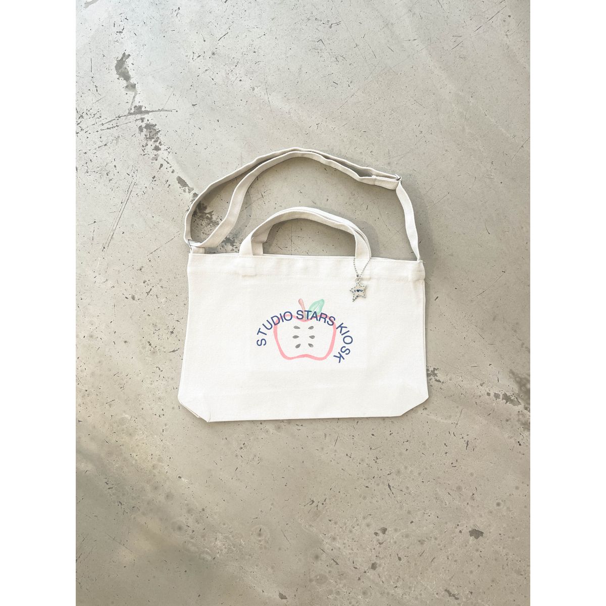 KIOSK TOTE BAG / 00CTMN - Apple