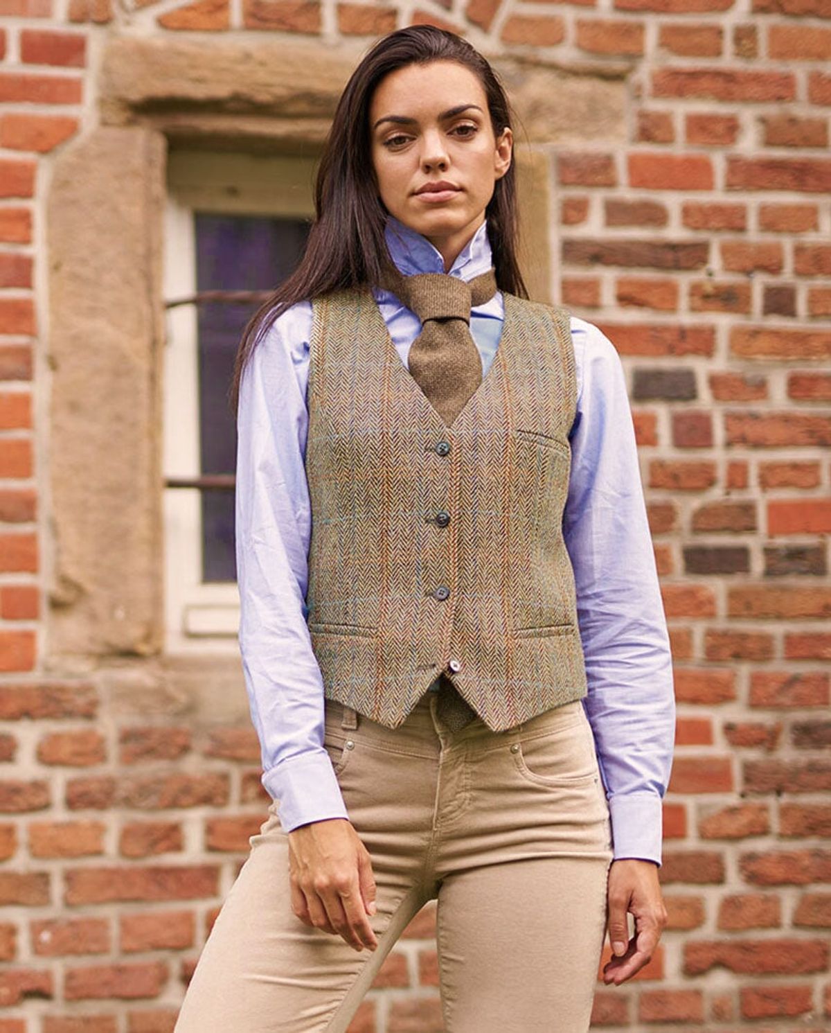 Lea tweed vest, Harris Tweed, sand sildebensmønster m. rød/lysblå overtern - 34