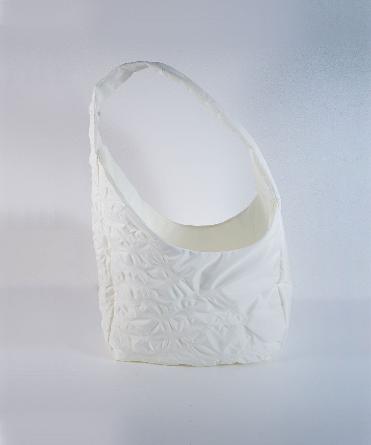 LEAF VEIN BAG WHITE