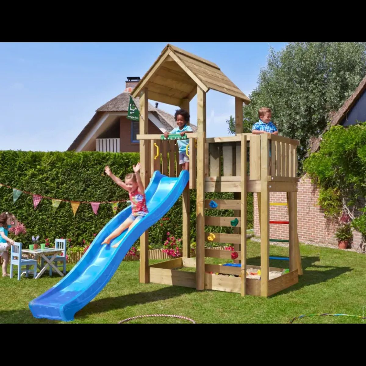 Legetårn komplet Jungle Gym Mansion 2.1 inkl. 120 kg sand og blå rutsjebane