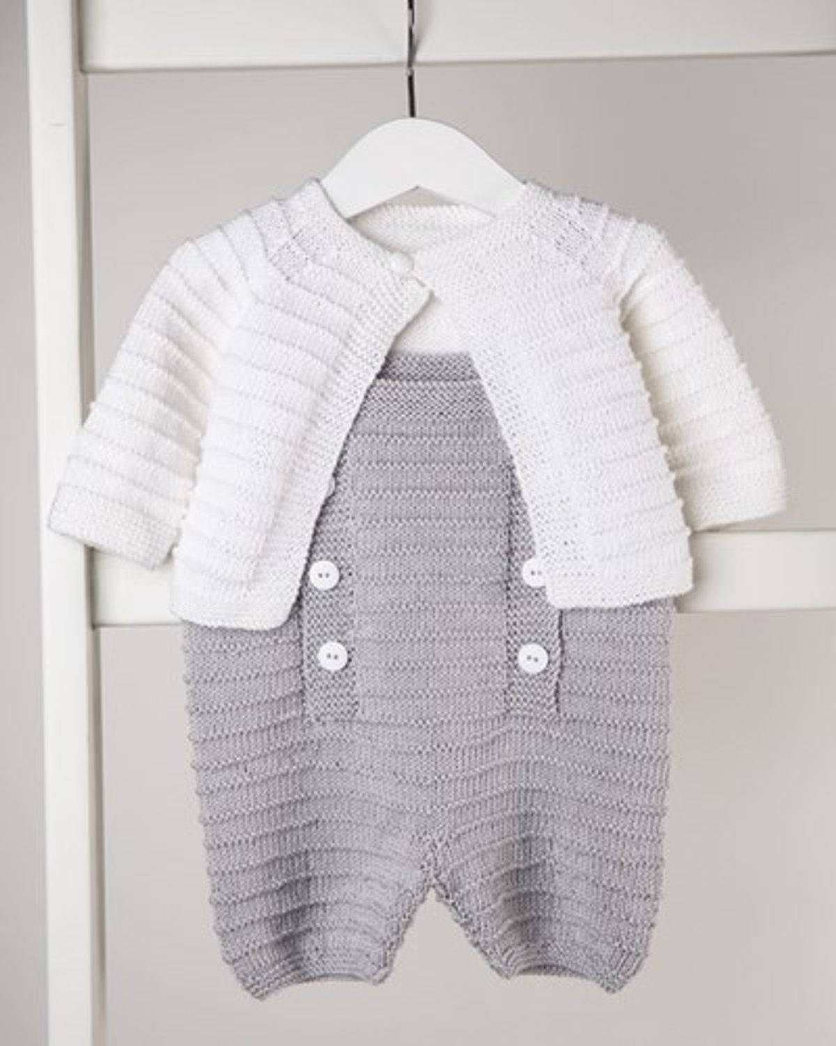 "Liam" Romper og jakke - Viking Design 1608-5 Kit - 3-24 Mdr. - Viking Bambino, fra Viking