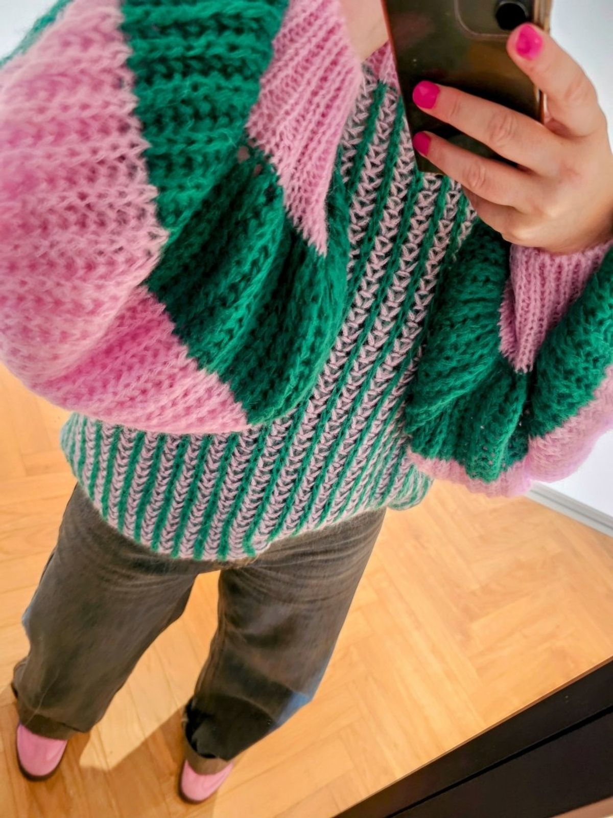 Liana Knit Sweater Green Bubblegum M/L