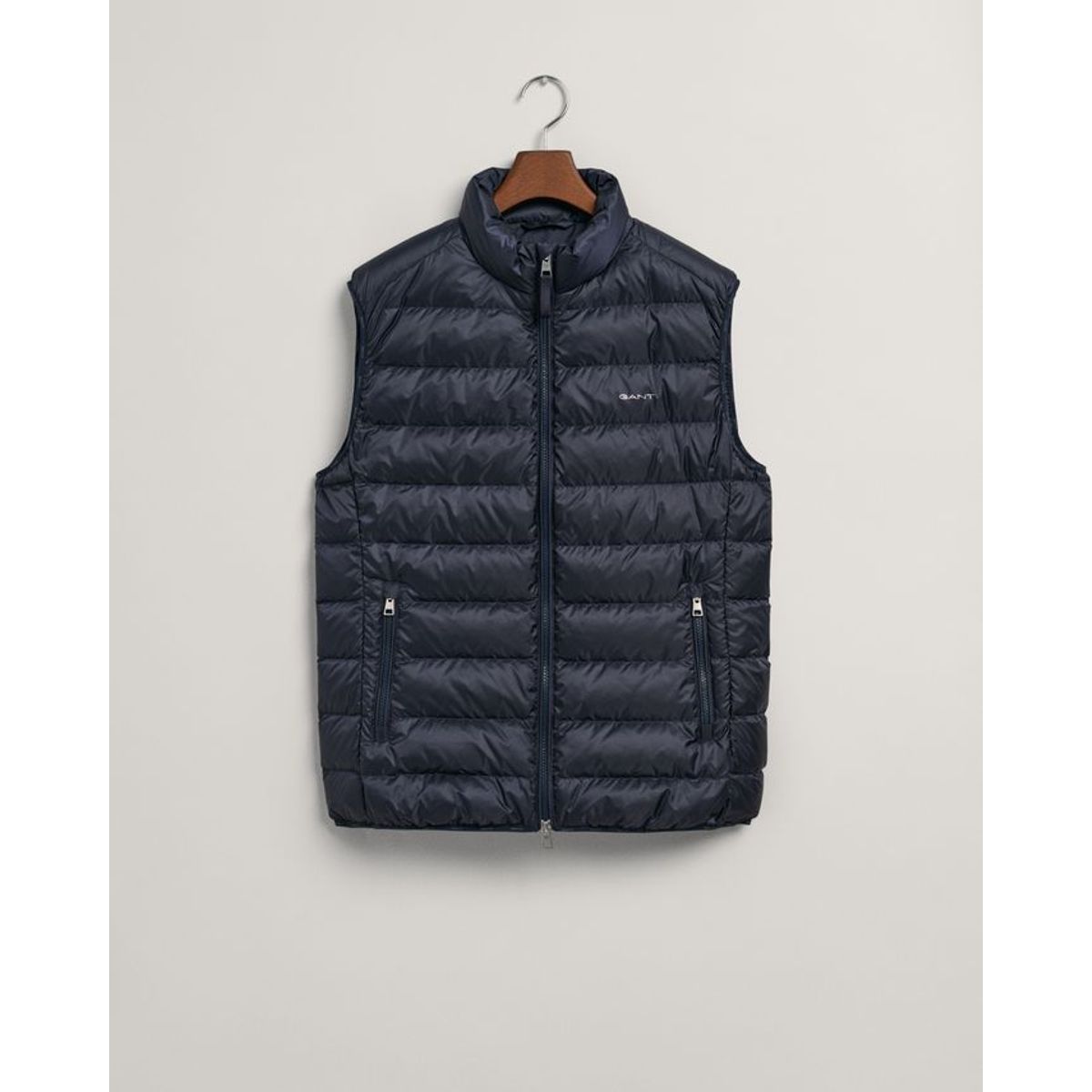 LIGHT DOWN GILET