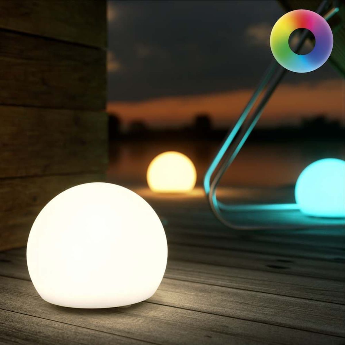 Lille Solcellelampe Kugleformet - USB - Udendørs - RGB - Havelampe - Kuglelampe