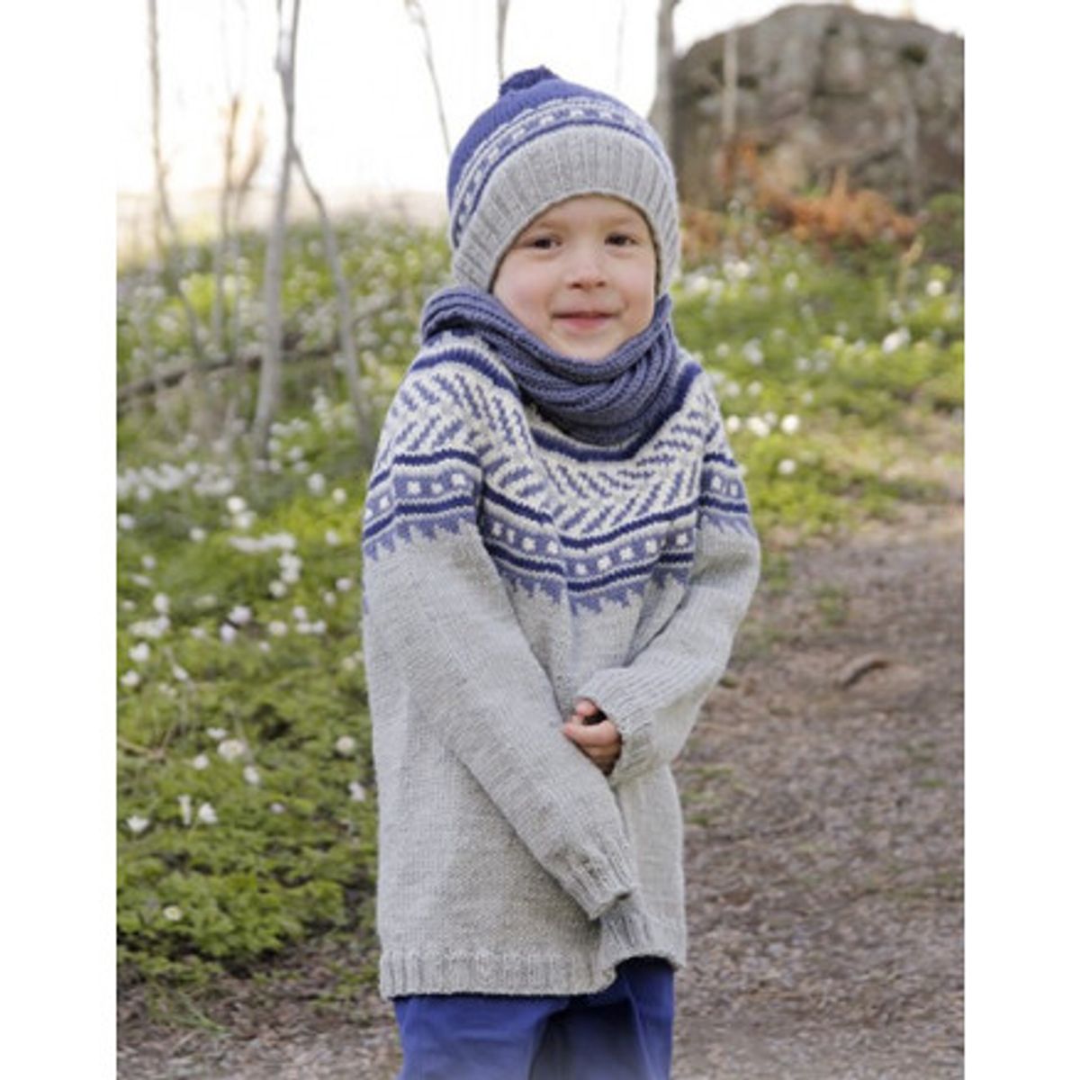 Little Adventure by DROPS Design - Bluse Strikkeopskrift str. 3/4 - 11 - 11/12 år