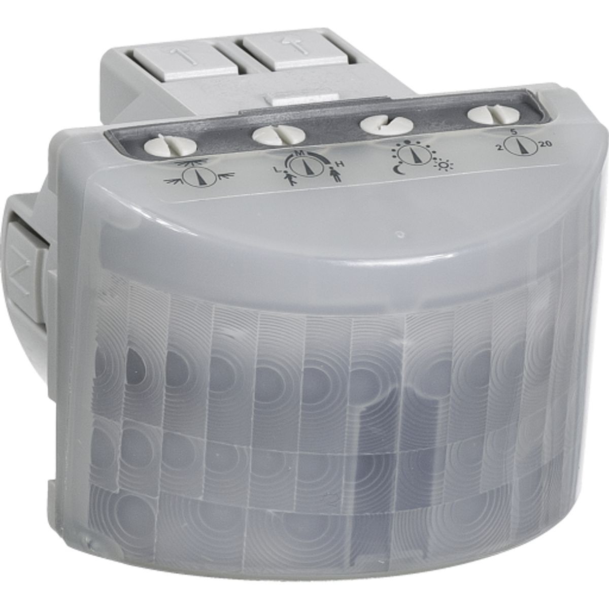 LK Opus 66 PIR sensor 230V 10A