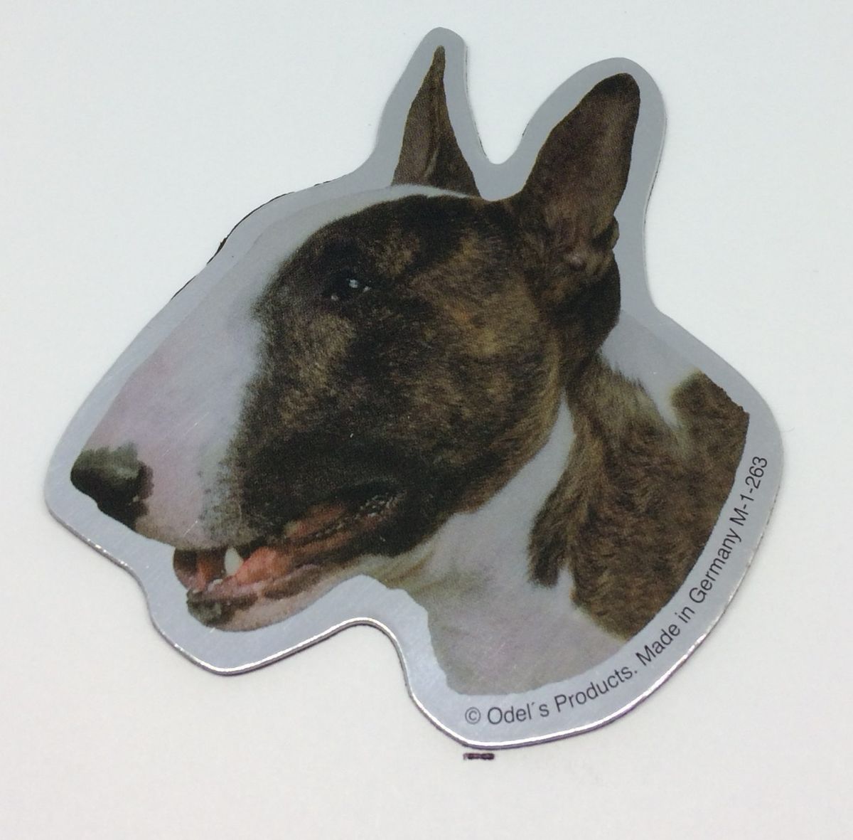 Magnet med Bull terrier