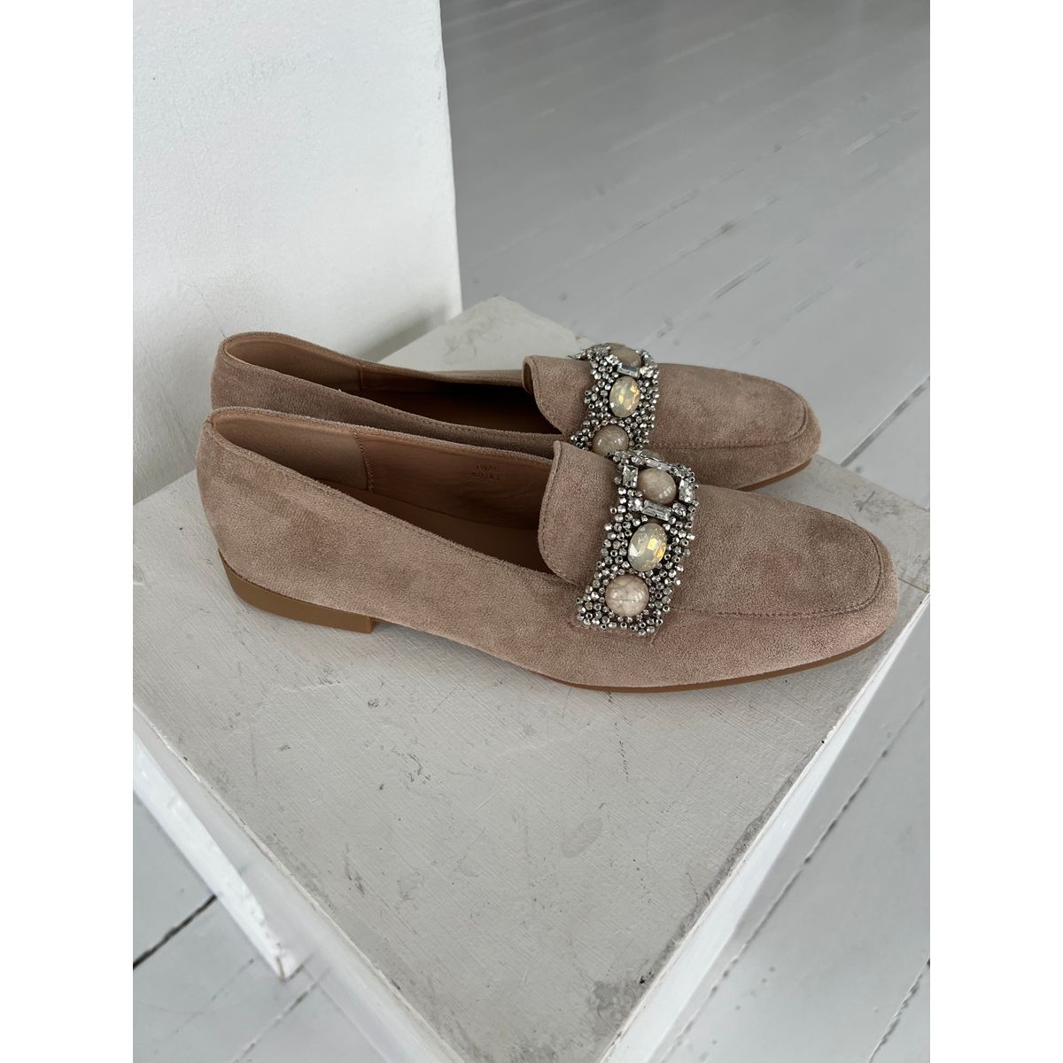 Marquiz beige loafer