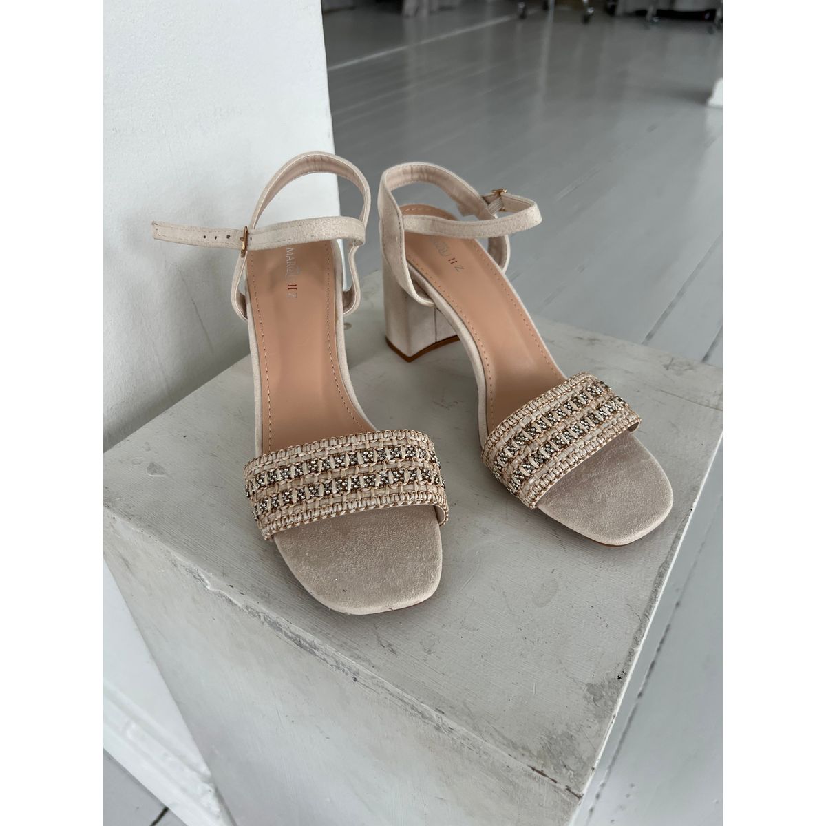 Marquiz beige sandal