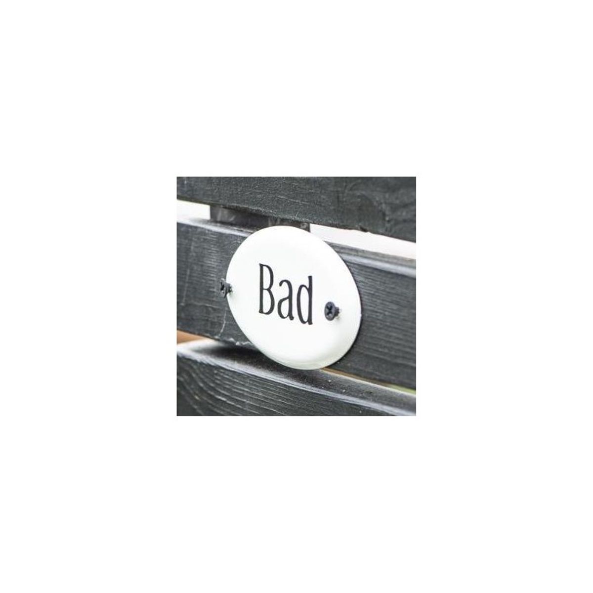 Metalskilt "Bad" - Ib Laursen