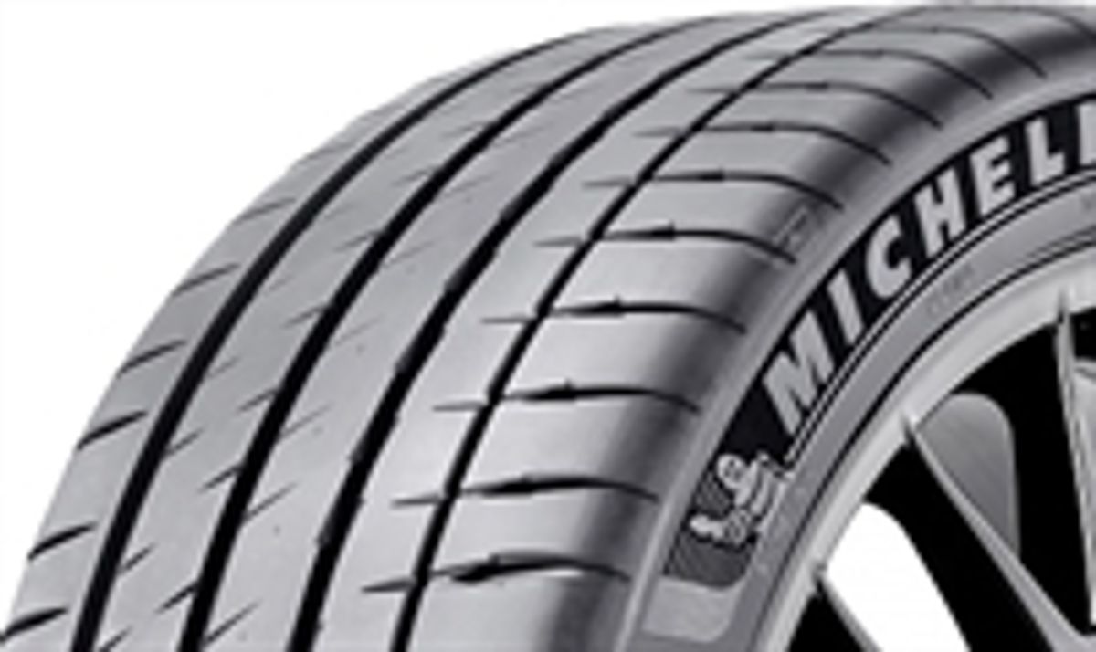 Michelin Michelin Pilot Sport 4 205/40R18