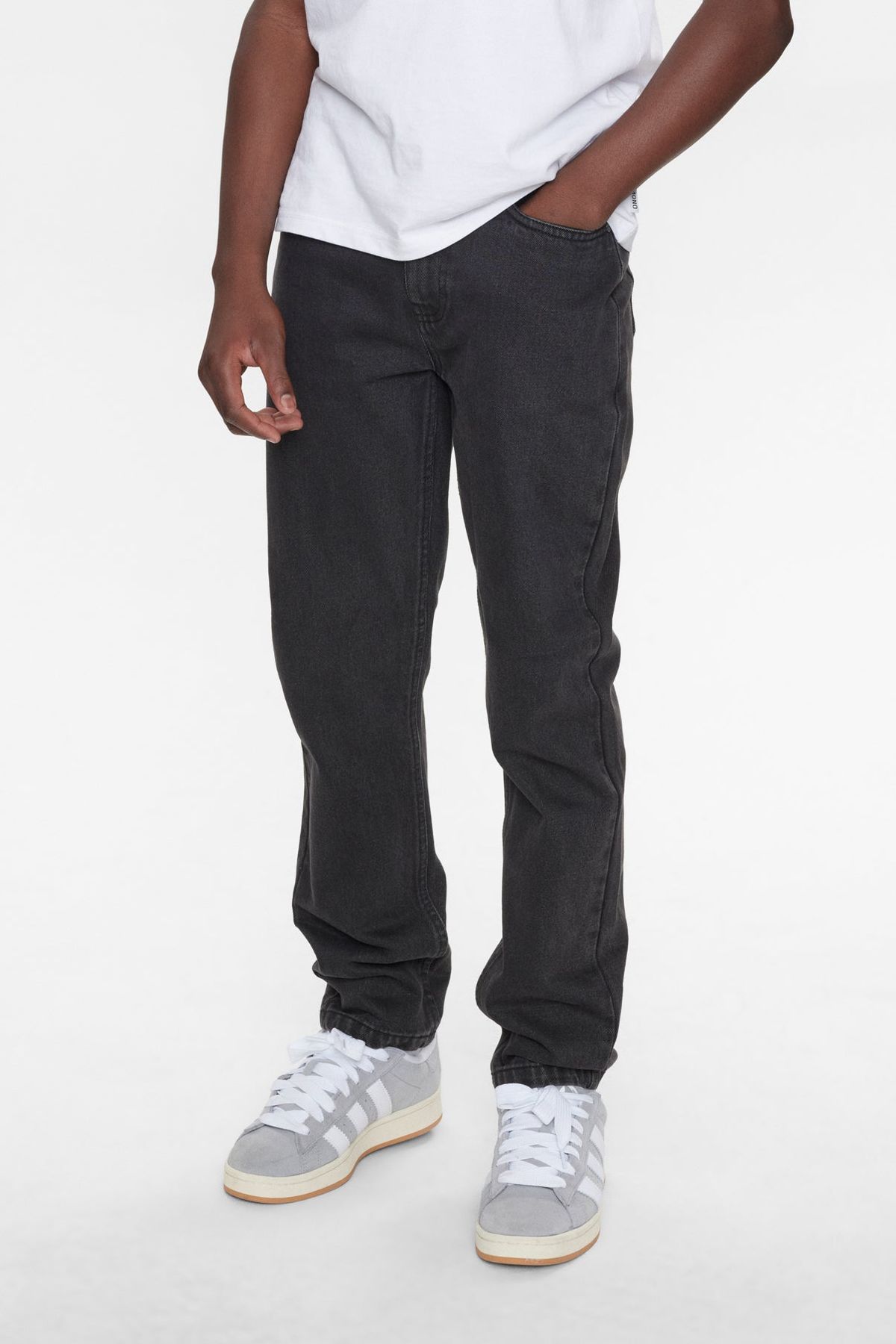 Mono 112 Chester Straight Baggy Jeans