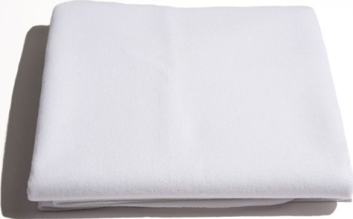 Motherhood Motherhood All-Cotton Waterproof Pad, 65X120cm, White, 031/17G