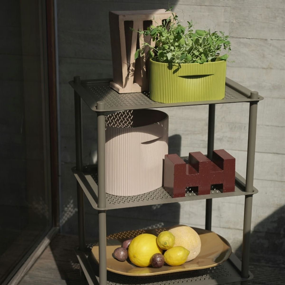 Muuto Ridge Planter Taupe H15 cm