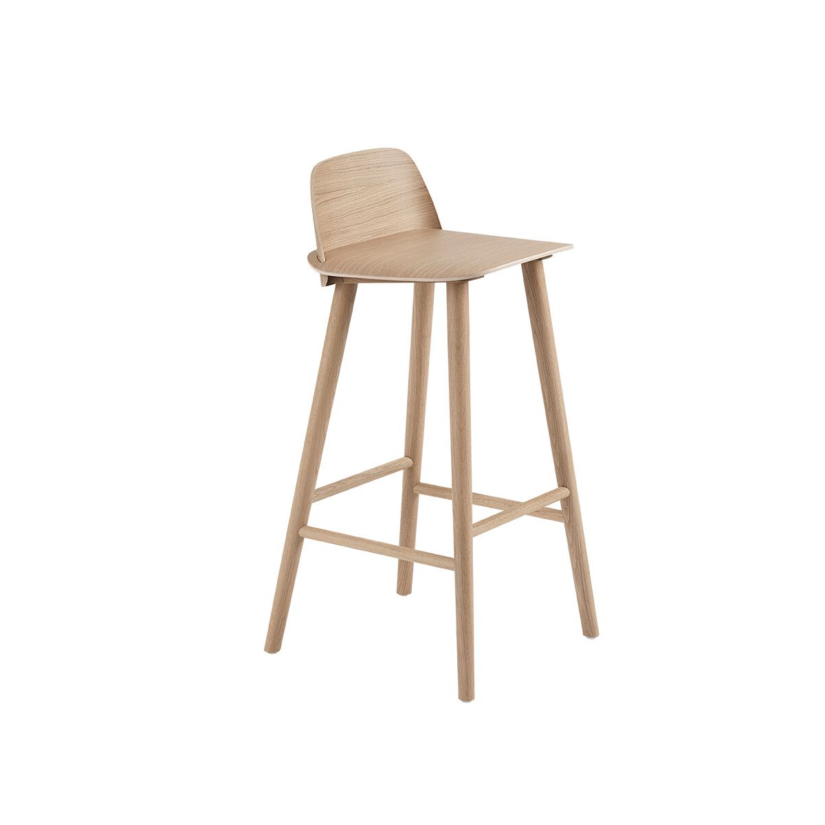 Nerd Bar Stool fra Muuto (Oak)