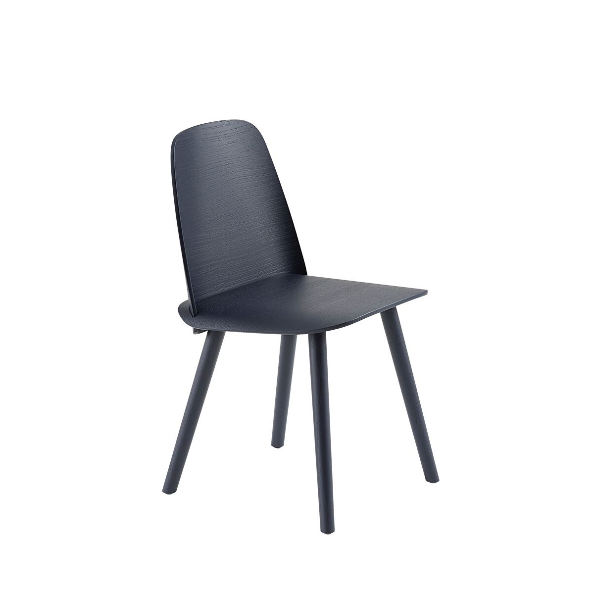 Nerd stol fra Muuto (Midnight blue)