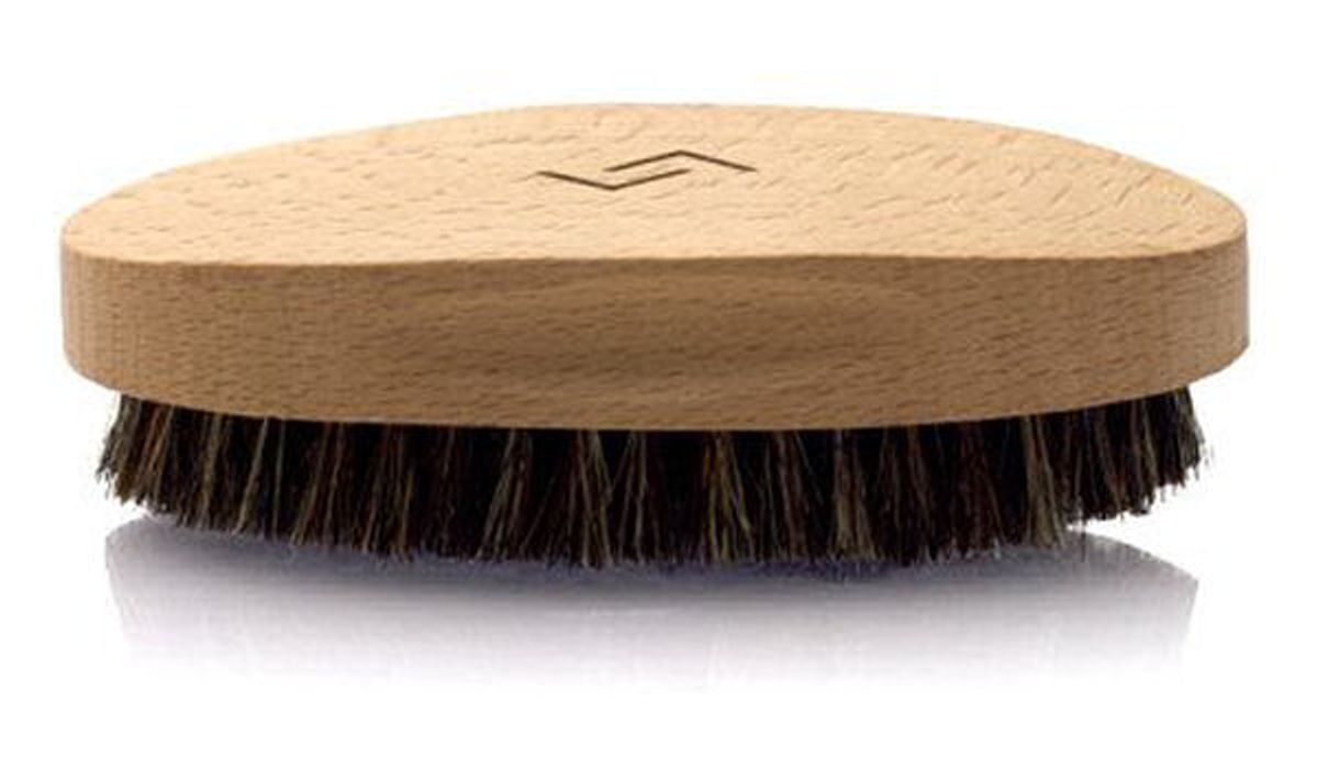 Njord beard brush