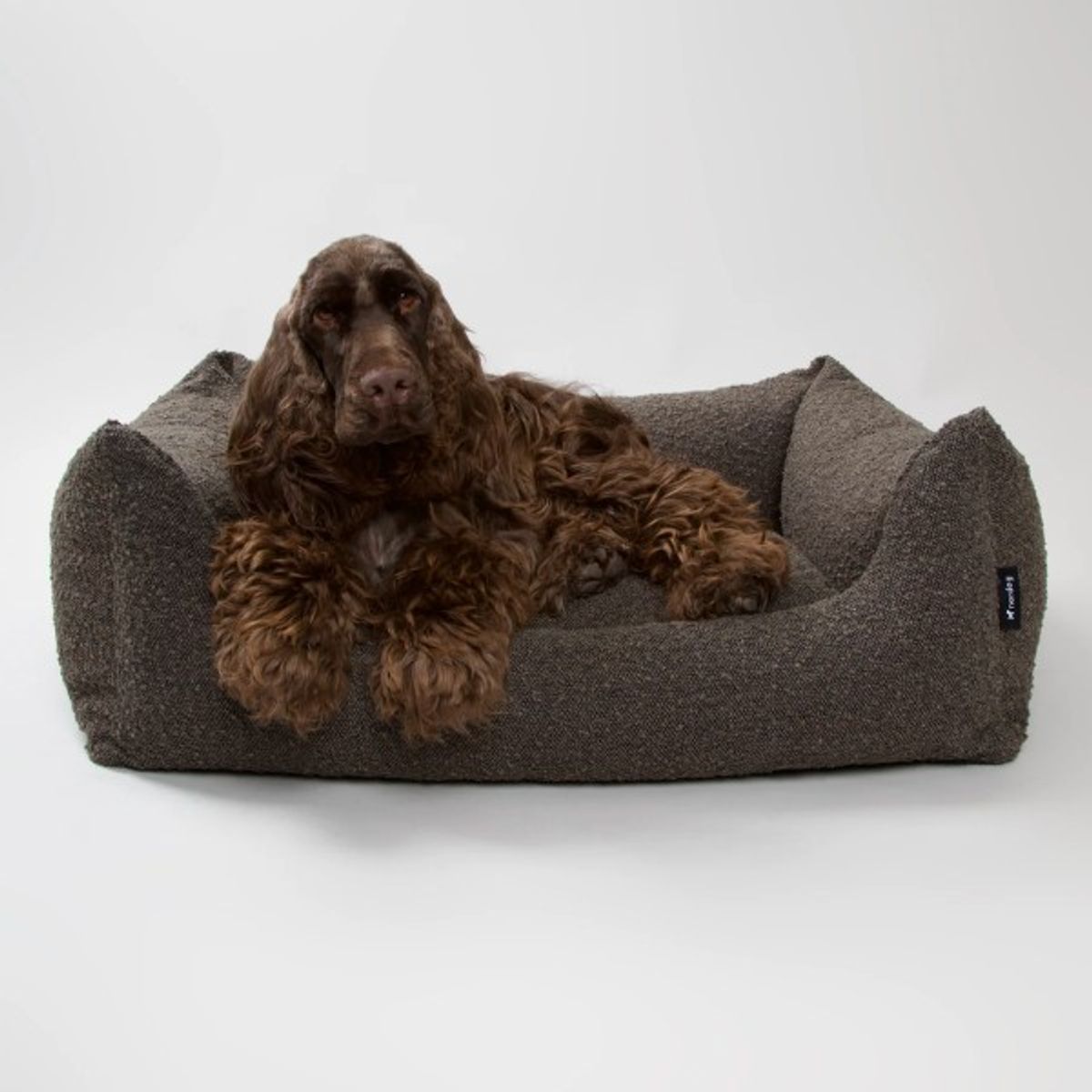 Nordog Billy // Bouclé hundeseng med memory foam (chocolate) - L