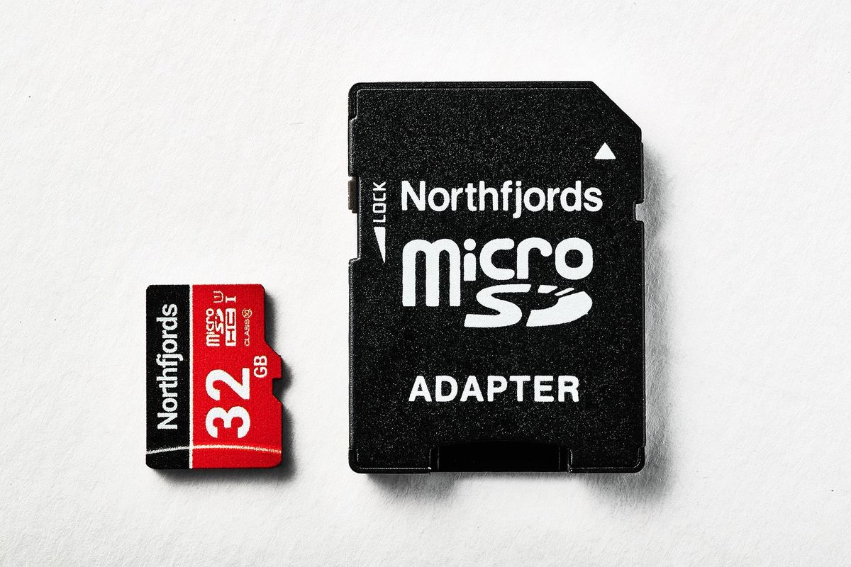 NorthFjords - MikroSD TF hukommelseskort 32GB - Inkl SDHC adapter