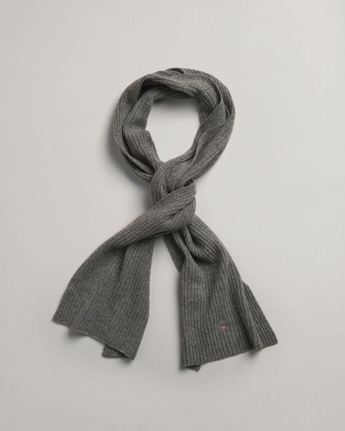 O2. WOOL KNIT SCARF